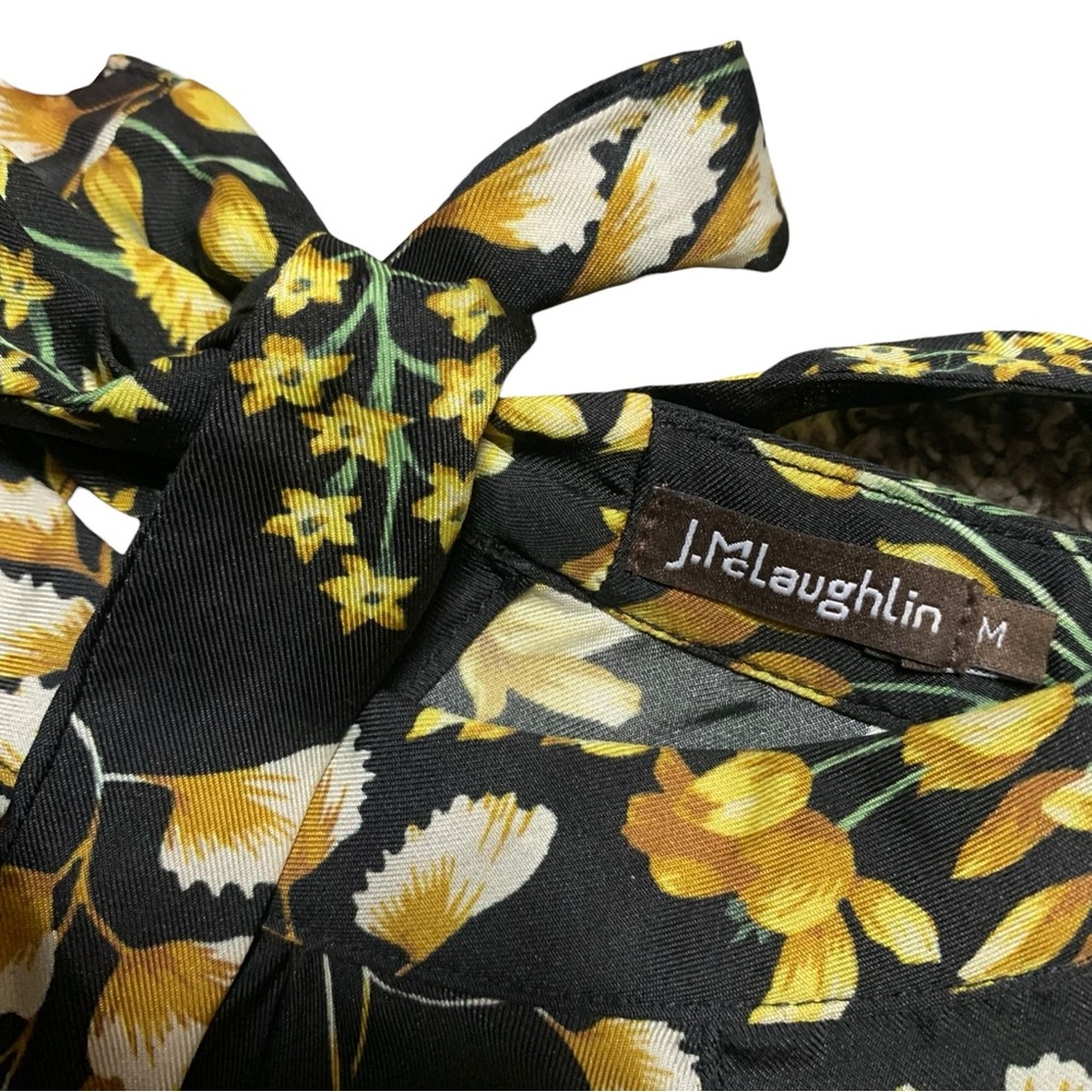 J. McLaughlin - Silk Blend - Black Floral - Bow Tie Closure Blouse - Medium NWOT - Picture 5 of 8